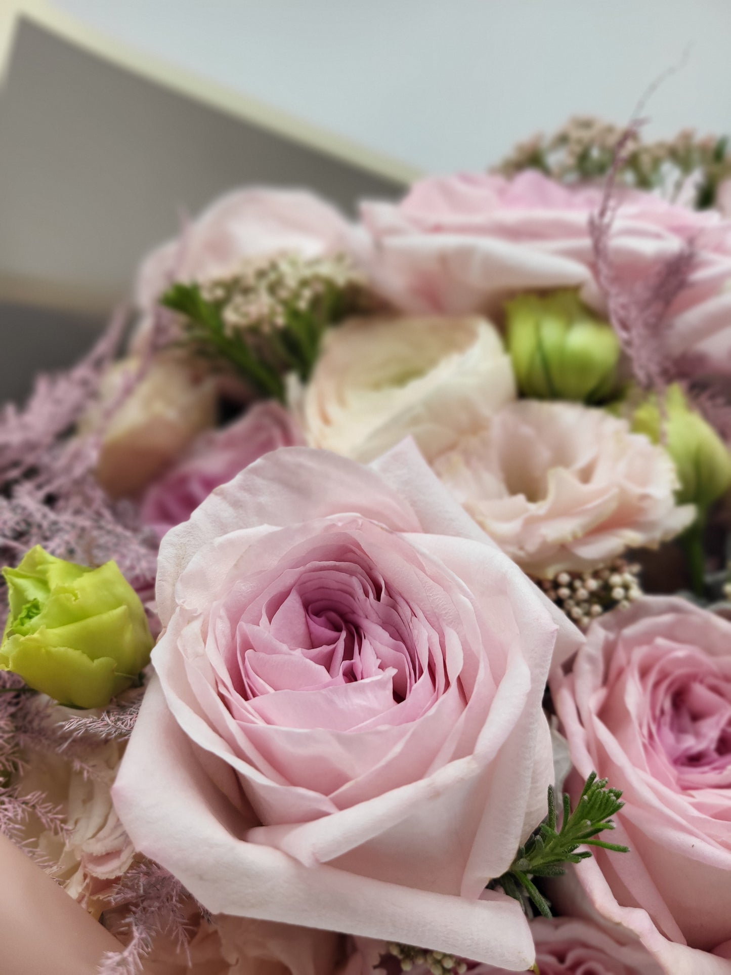 Pink garden rose and eustoma bouquet