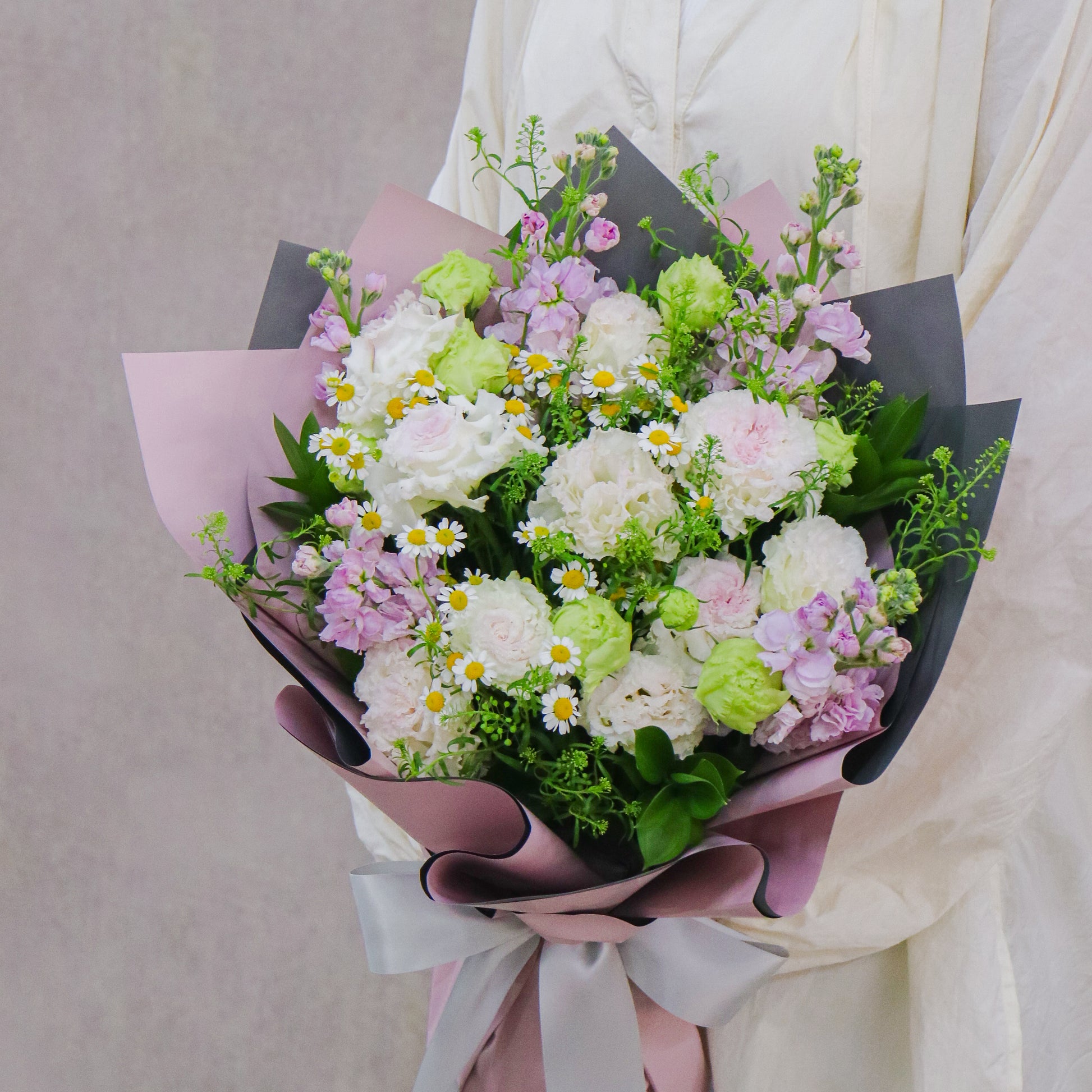粉白桔梗日射花束 Pink white eustoma and stock bouquet