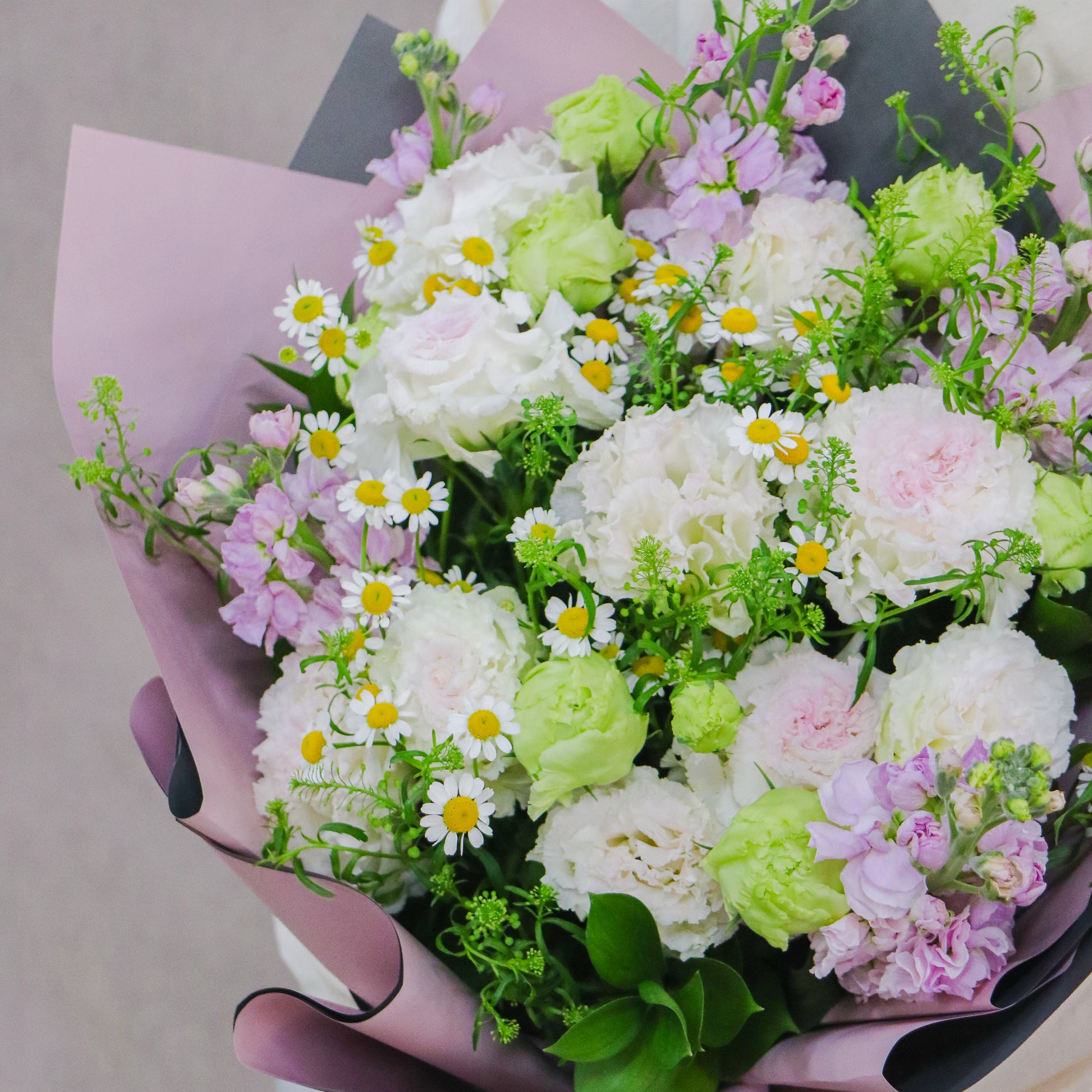 粉白桔梗日射花束 Pink white eustoma and stock bouquet