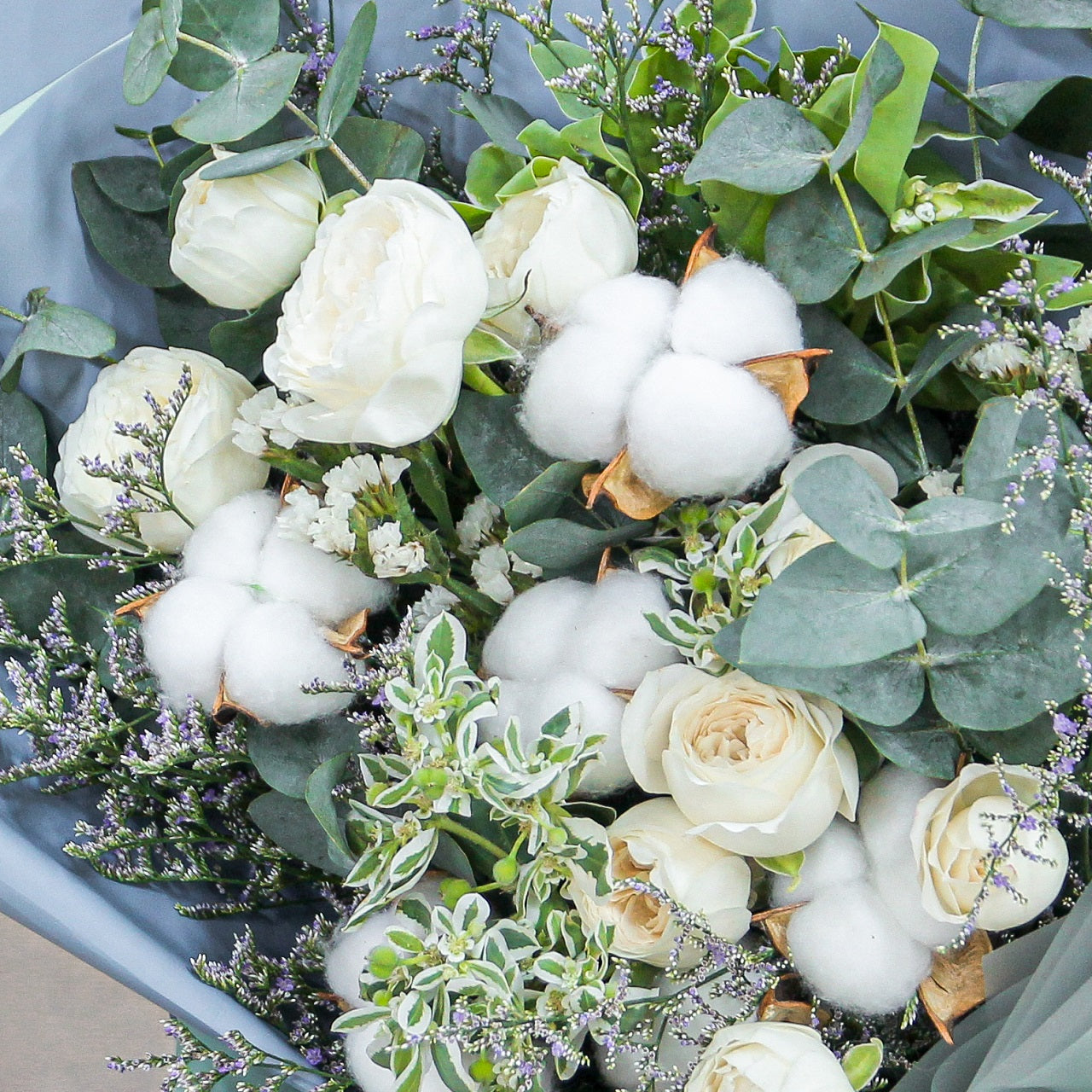 棉花小玫瑰花束 Cotton and spray rose bouquet