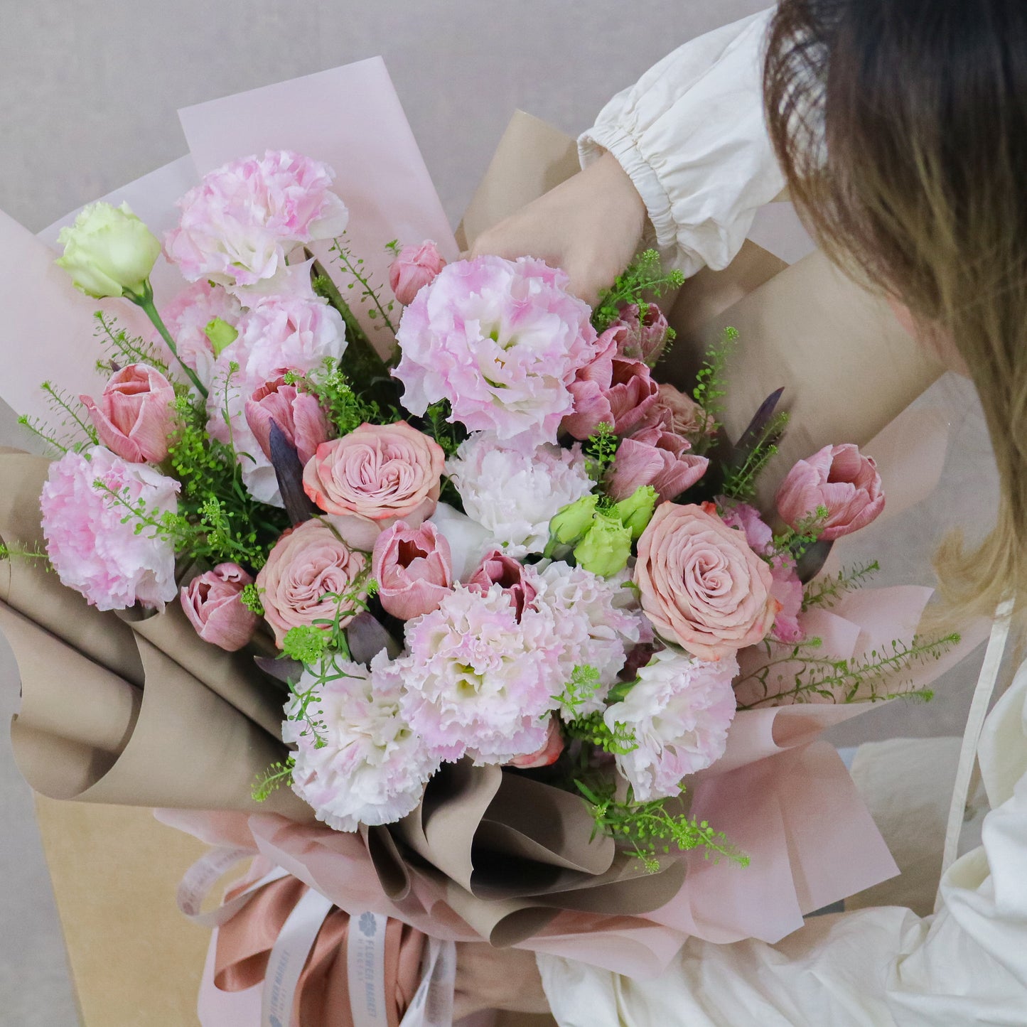 啡染色鬱金香玫瑰花束 Brownie dyed tulip and rose bouquet