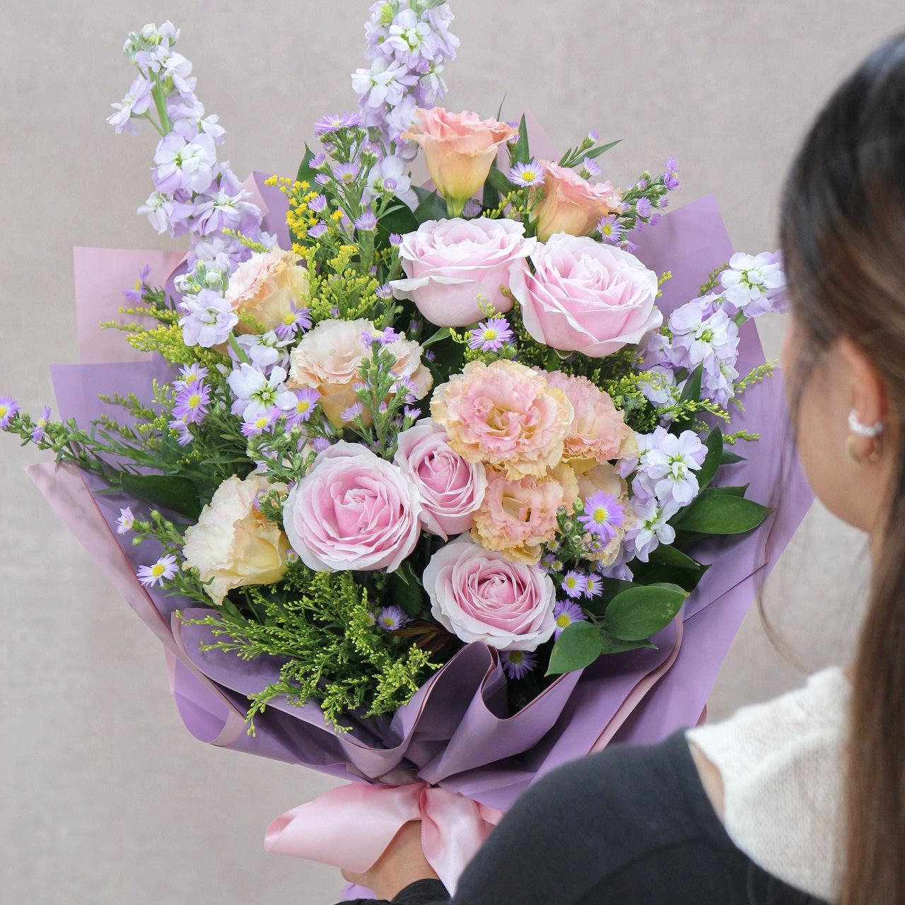 淺粉玫瑰桔梗花束 Light pink rose and eustoma bouquet