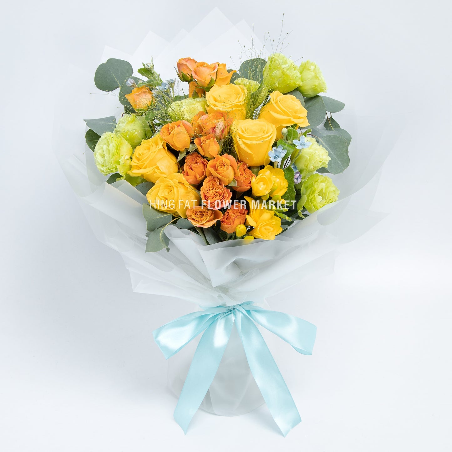 黃橙色玫瑰藍星花花束 Yellow and orange rose and tweedia bouquet