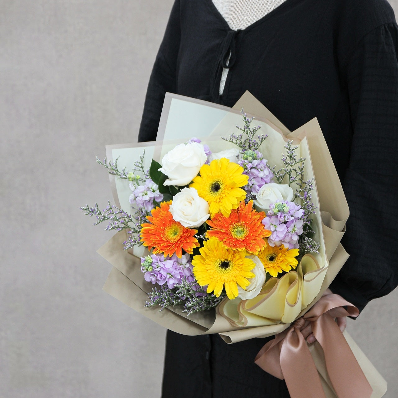 太陽菊玫瑰花束 Gerbera and rose bouquet