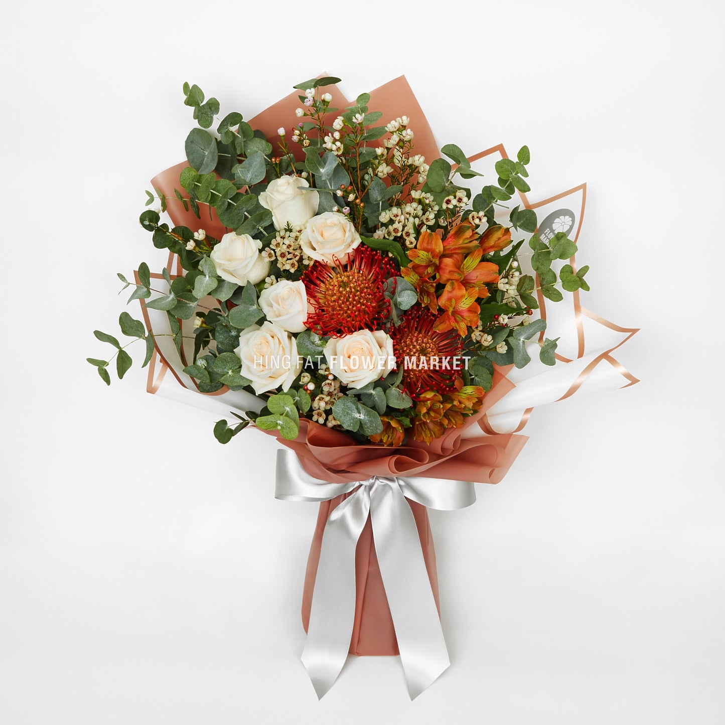 米色玫瑰煙花菊花束 Cream rose and leuospermum bouquet