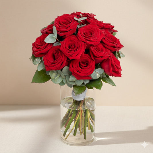 12 red roses with vase