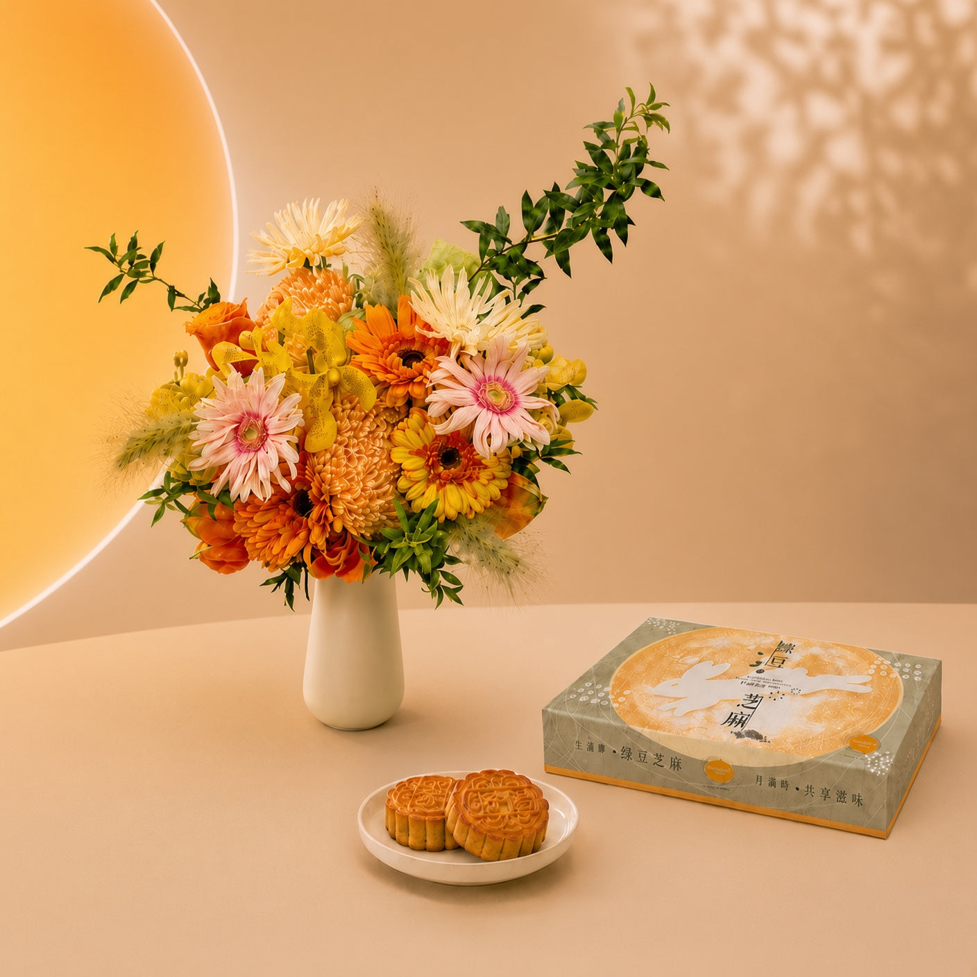 Bloom & Moon in Harmony Mid-Autumn Floral Gift Set (with Mooncake Gift Box)