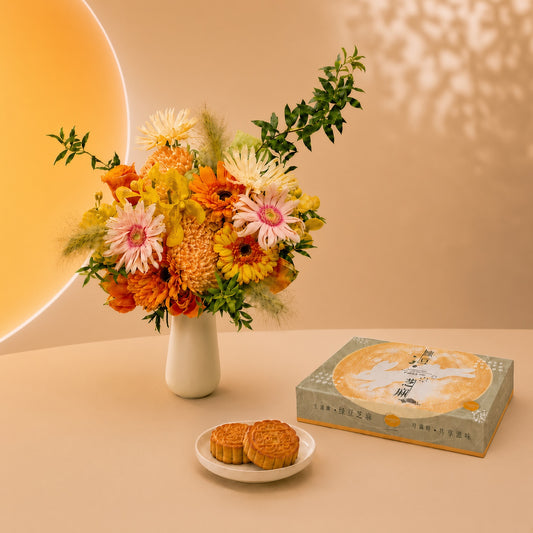 Bloom & Moon in Harmony Mid-Autumn Floral Gift Set (with Mooncake Gift Box)