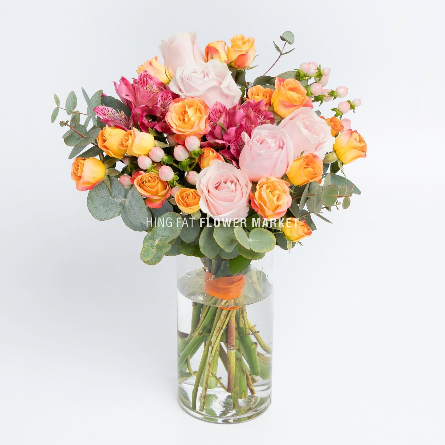 玫瑰與小玫瑰連花瓶 Mixed roses with vase