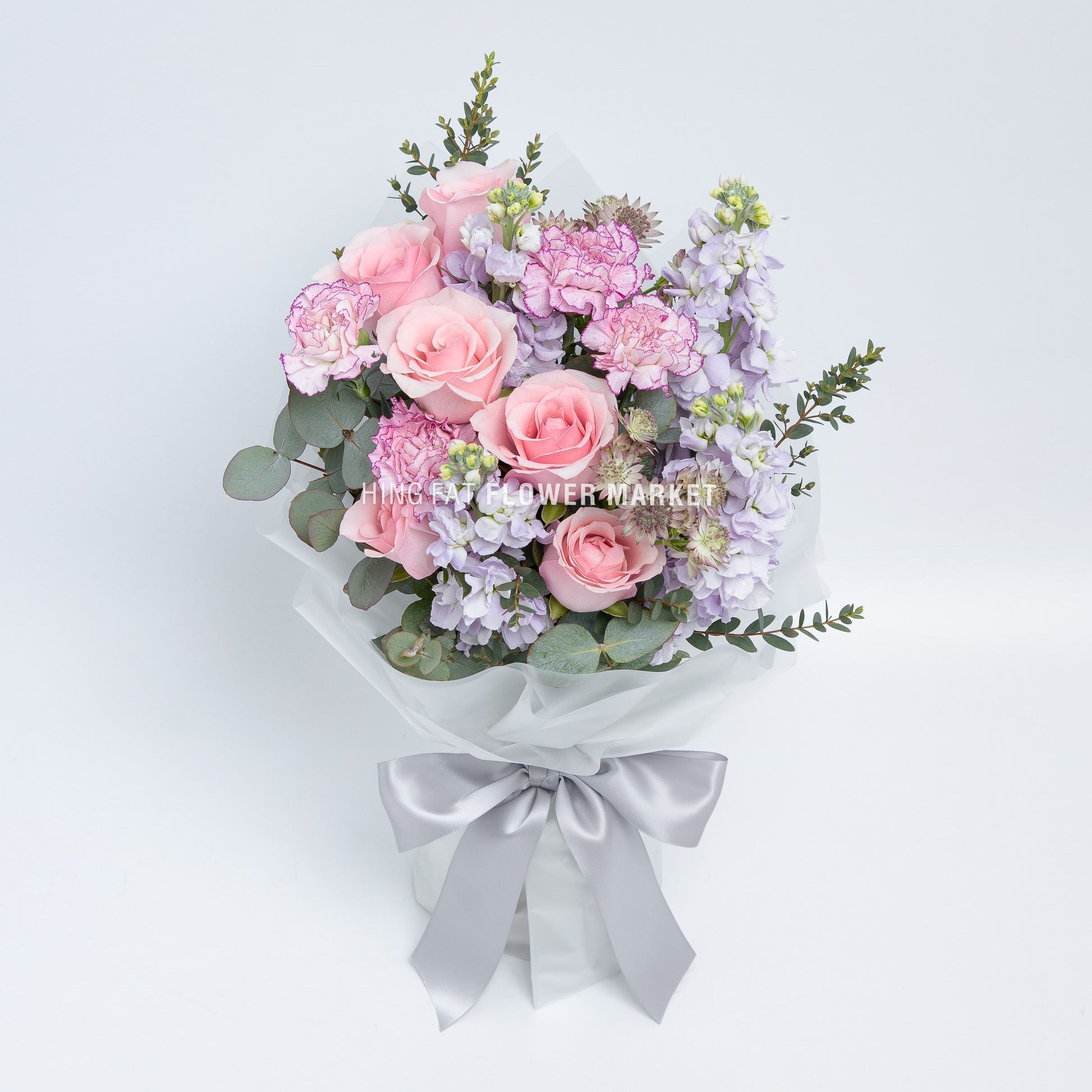 粉玫瑰康乃馨花束 Pink rose and carnation bouquet
