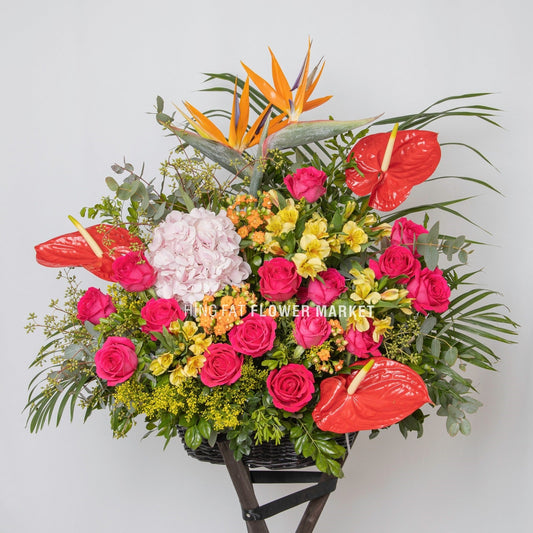 紅玫瑰紅掌花籃 Red rose and anthurium flower stand