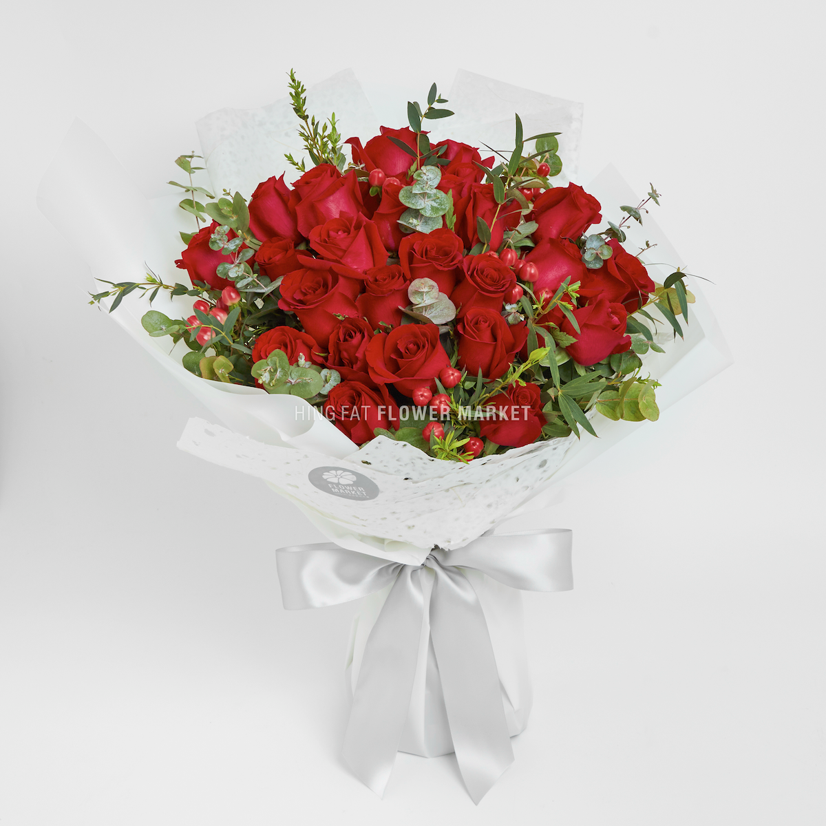 紅玫瑰紅豆花束 Red rose and hypericum bouquet