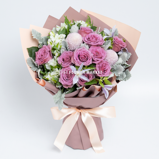 紫玫瑰鐵線蓮花束 Purple rose and clematis bouquet