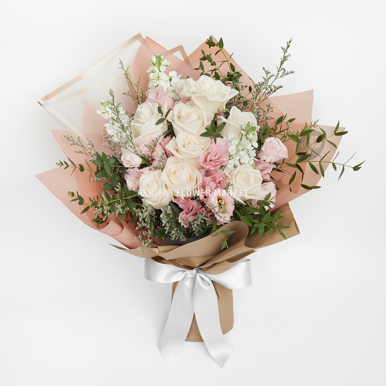 米色玫瑰桔梗花束 Beige rose and eustoma bouquet